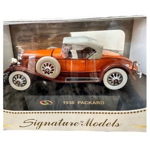 Signature Models 1930 Packard Boattail Speedster Brown